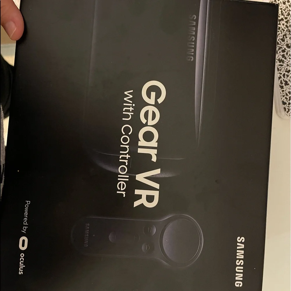 Gear vr with controller